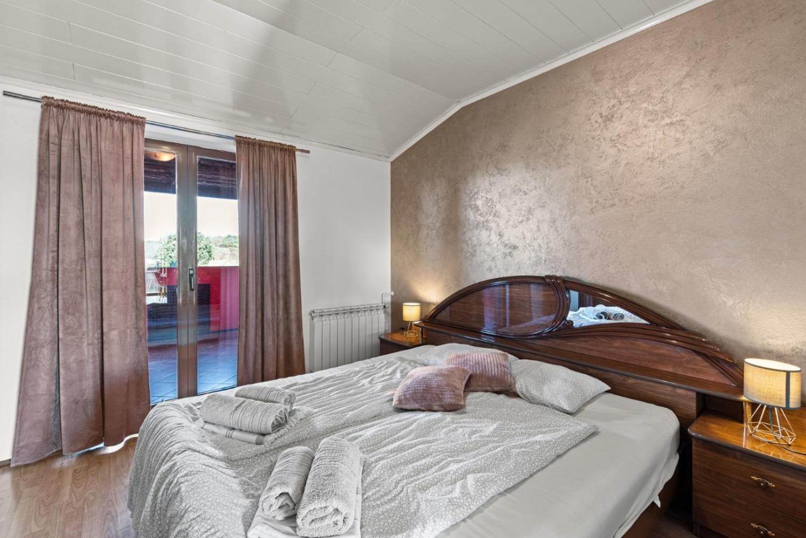 Sea View Apartments With Shared Pool Pomer Εξωτερικό φωτογραφία
